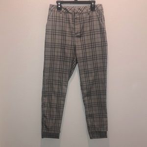 New without tags Honey Punch Grey Pants S